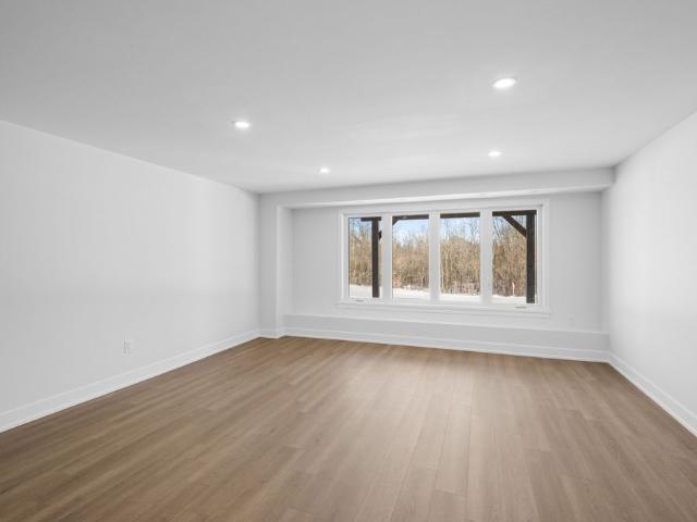 For Lease 1098 Moore Street Unit# 1, Brockville, Ontario