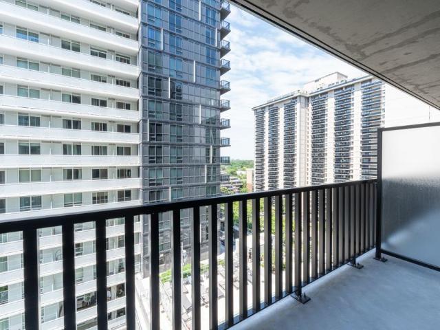 For Lease 109 Erskine Avenue Unit# 1210, Toronto, Ontario