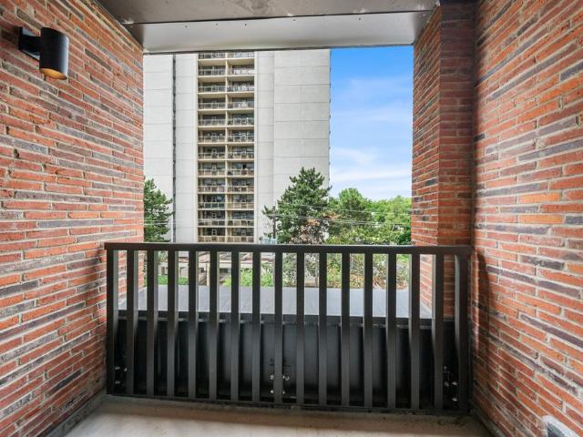 For Lease 109 Erskine Avenue Unit# 303, Toronto, Ontario