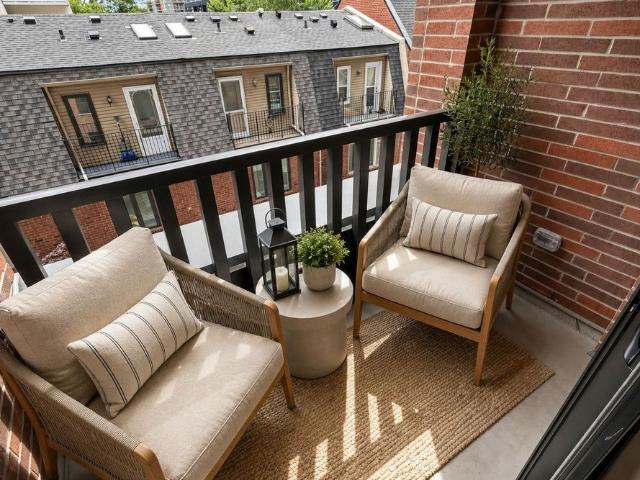 For Lease 109 Erskine Avenue Unit# 506, Toronto, Ontario