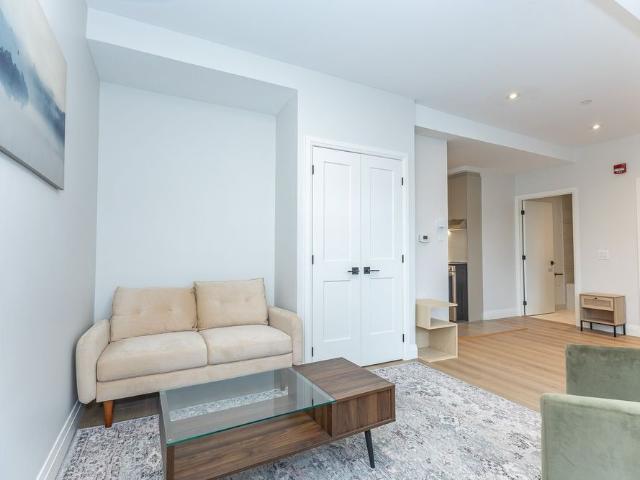 For Lease 1000 Bathurst Street Unit# 302, Toronto, Ontario