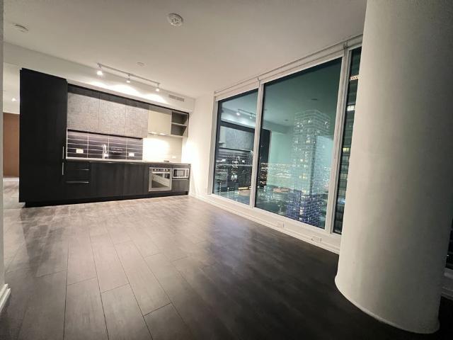For Lease 1000 Portage Parkway Unit# 4211, Vaughan, Ontario