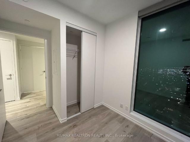 For Lease 1000 Portage Parkway Unit# 5005, Vaughan, Ontario