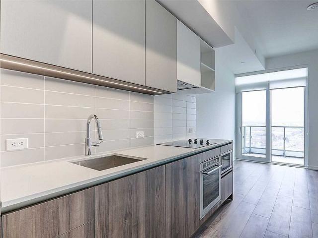 For Lease 1000 Portage Parkway Unit# 1701, Vaughan, Ontario