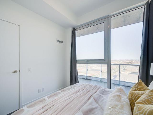 For Lease 1000 Portage Parkway Unit# 1712, Vaughan, Ontario
