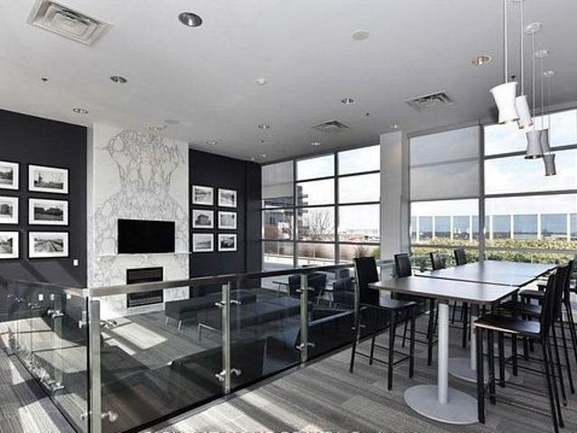 For Lease 1005 King Street Unit# 518, Toronto, Ontario