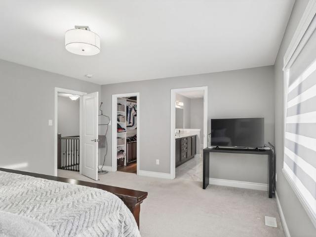 For Lease 1008 Manege Street, Stittsville Munster Richmond, Ontario