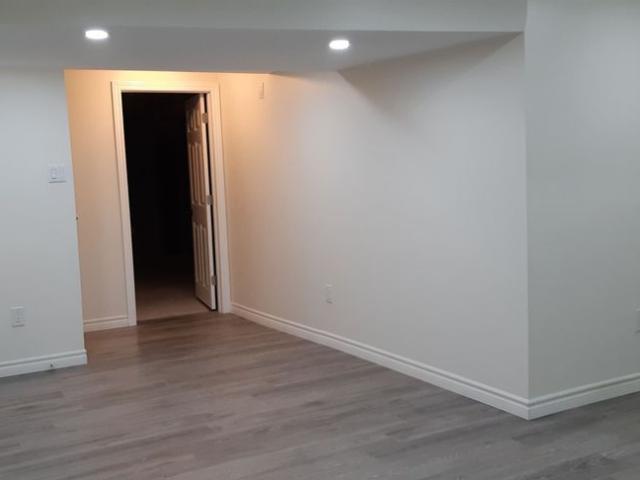 For Lease 100 Mcmonies Drive, Hamilton, Ontario