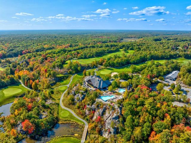 For Lease 100 Carrick Trail Unit# 518, Gravenhurst, Ontario