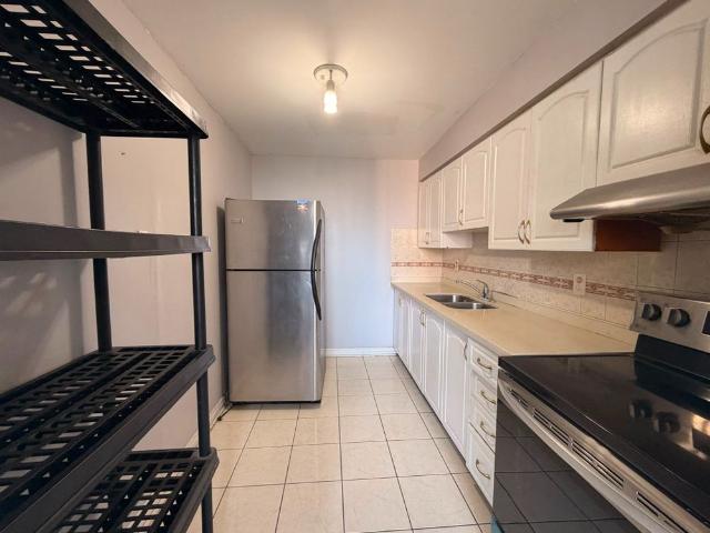 For Lease 100 Dundalk Drive Unit# 916, Toronto, Ontario