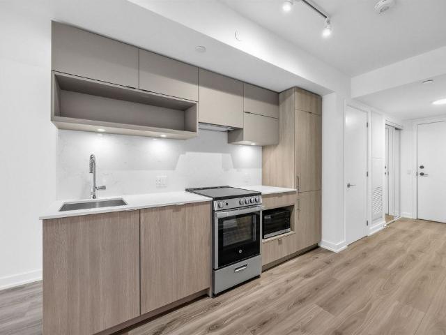 For Lease 100 Queen Street Unit# 1912, Toronto, Ontario