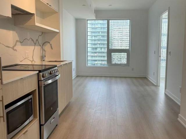 For Lease 100 Queen Street Unit# 2703, Toronto, Ontario