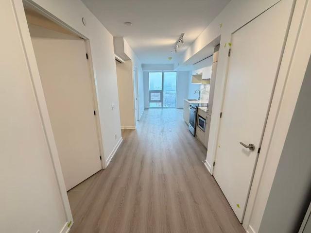 For Lease 100 Queen Street Unit# 2209, Toronto, Ontario