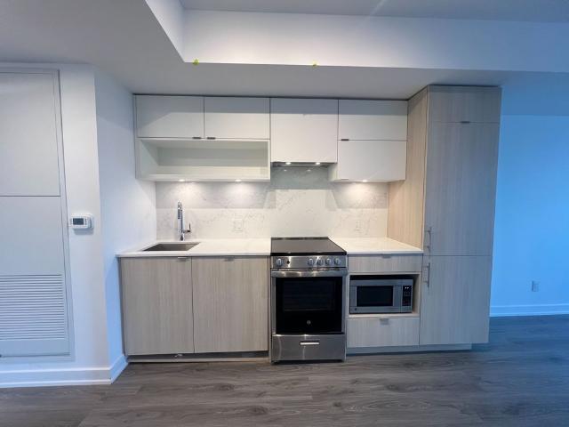 For Lease 100 Queen Street Unit# 2311, Toronto, Ontario