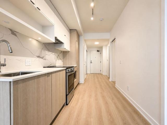 For Lease 100 Queen Street Unit# 3607, Toronto, Ontario