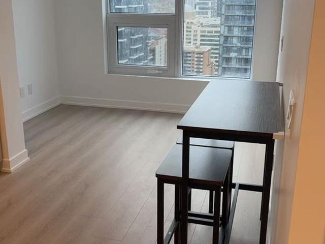 For Lease 100 Queen Street Unit# 3212, Toronto, Ontario