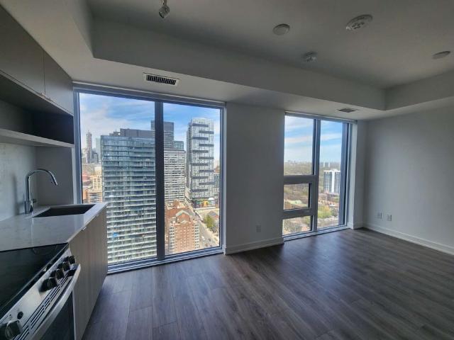 For Lease 100 Queen Street Unit# 3302, Toronto, Ontario