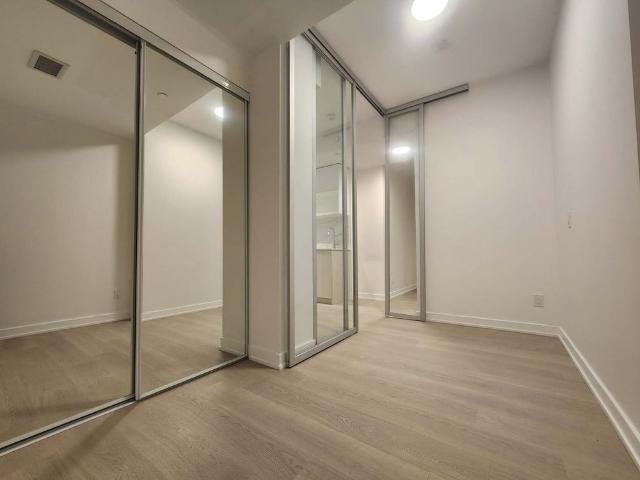 For Lease 100 Queen Street Unit# 605, Toronto, Ontario
