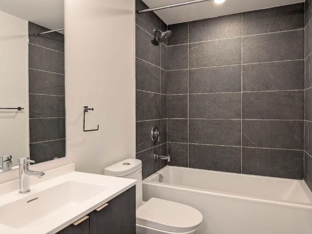 For Lease 100 Queen Street Unit# 805, Toronto, Ontario