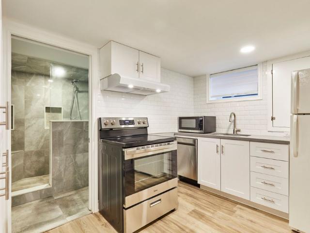 For Lease 100A Kitchener Road Unit# Lower, Toronto, Ontario