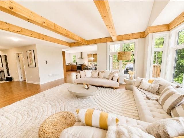For Lease 1018 Ridgeline Drive, Lake of Bays, Ontario