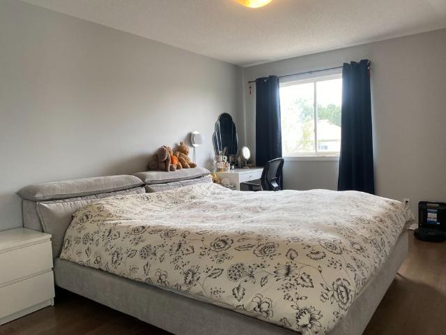 For Lease 101 Milner Downs Crescent, Kanata, Ontario