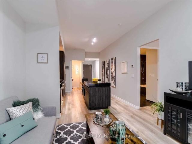 For Lease 101 Charles Street Unit# 318, Toronto, Ontario