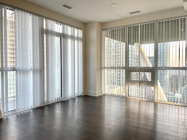 For Lease 101 Erskine Avenue Unit# 2607, Toronto, Ontario