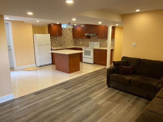 For Lease 101 Glenabbey Drive, Clarington, Ontario