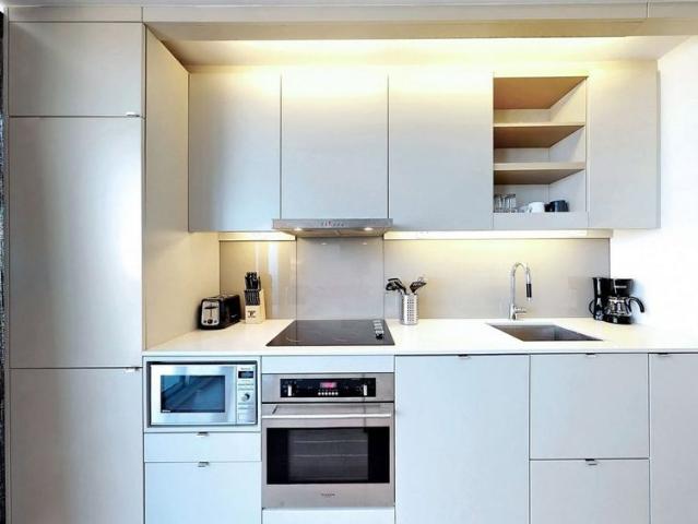 For Lease 101 Peter Street Unit# 3202, Toronto, Ontario