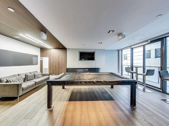 For Lease 101 Peter Street Unit# 515, Toronto, Ontario