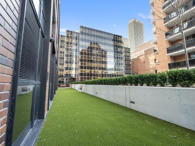 For Lease 101 Roehampton Avenue Unit# 1901, Toronto, Ontario