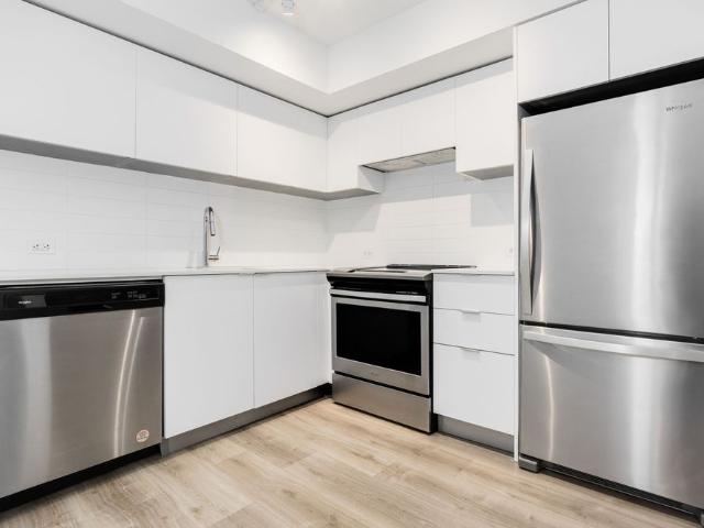 For Lease 101 Roehampton Avenue Unit# 2002, Toronto, Ontario