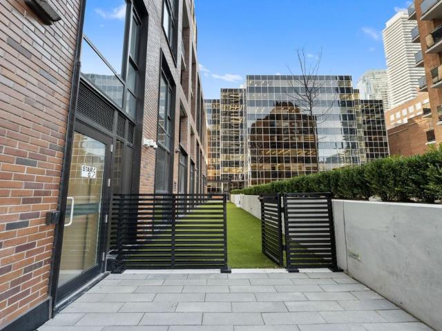 For Lease 101 Roehampton Avenue Unit# 2410, Toronto, Ontario