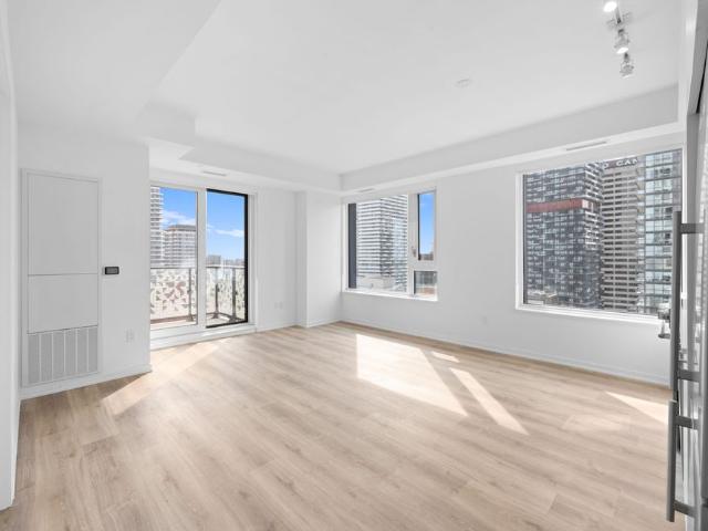 For Lease 101 Roehampton Avenue Unit# 2710, Toronto, Ontario