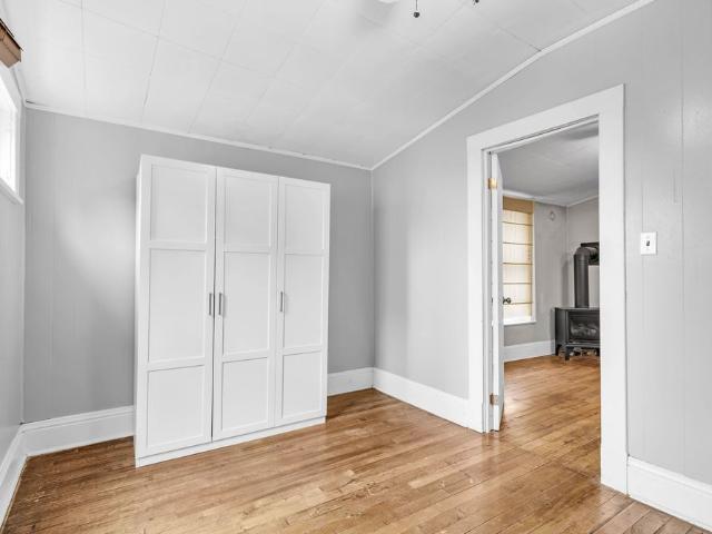 For Lease 101 Scott Street Unit# B, St. Thomas, Ontario