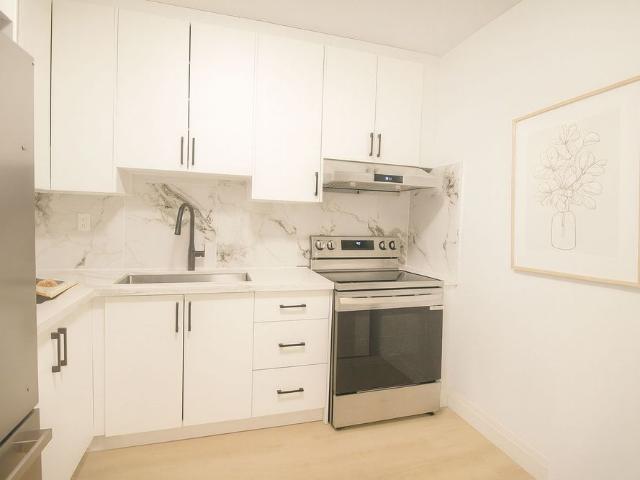 For Lease 1026 Queen Street Unit# Upper, Toronto, Ontario
