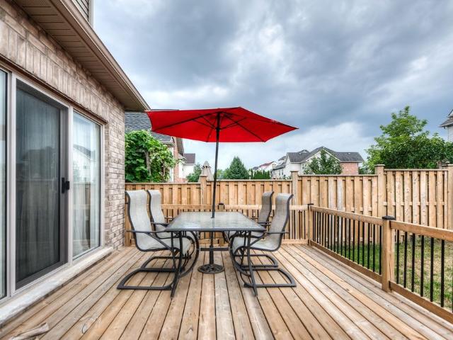 For Lease 102 Coopershawk Street, Kitchener, Ontario