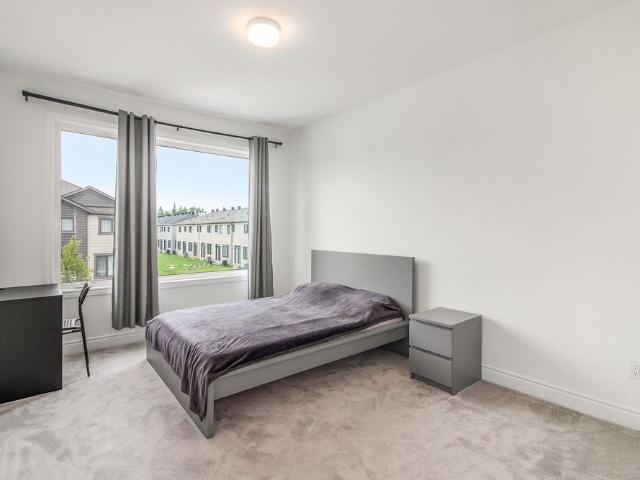 For Lease 1031 Curraglass Walk, Stittsville Munster Richmond, Ontario