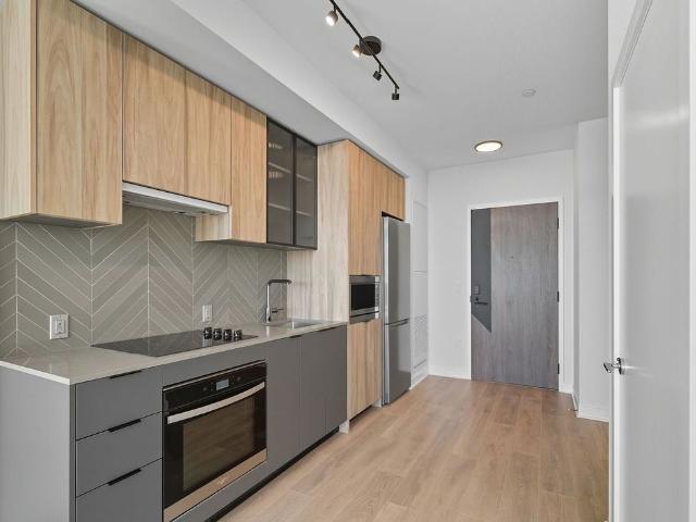 For Lease 1037 The Queensway N/A Unit# 504, Toronto, Ontario
