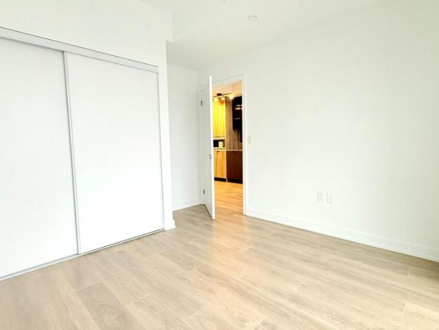 For Lease 1037 The Queensway N/A Unit# 807, Toronto, Ontario