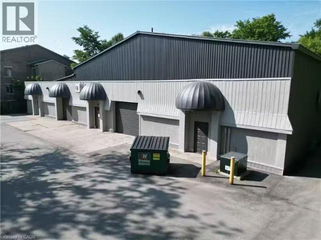 For lease: 103 BEECHWOOD Avenue Unit# 2, Guelph, Ontario N1H5Z.