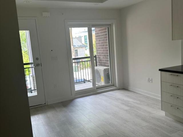 For Lease 103 15100 Yonge Street Unit# 209, Aurora, Ontario