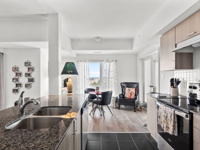 For Lease 10 Culinary Lane Unit# 611, Barrie, Ontario