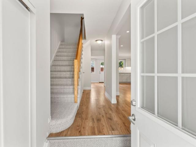 For Lease 10 Bassett Boulevard Unit# 56, Whitby, Ontario