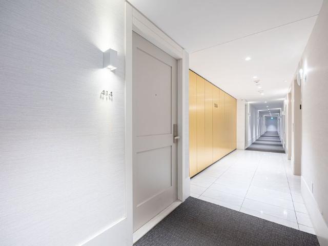 For Lease 10 Gibbs Road Unit# 414, Toronto, Ontario