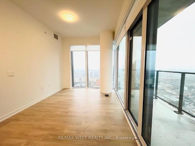 For Lease 10 Graphophone Grove Unit# 2103, Toronto, Ontario