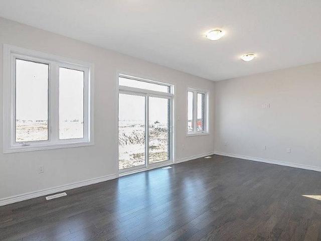 For Lease 10 Explorer Way, Thorold, Ontario