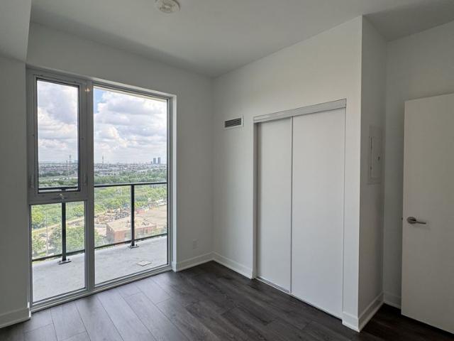 For Lease 10 FLAVELLE Trail Unit# 1301, Vaughan, Ontario