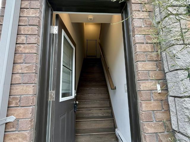 For Lease 10 Fred Lablanc Drive Unit# Coach Hse, Markham, Ontario